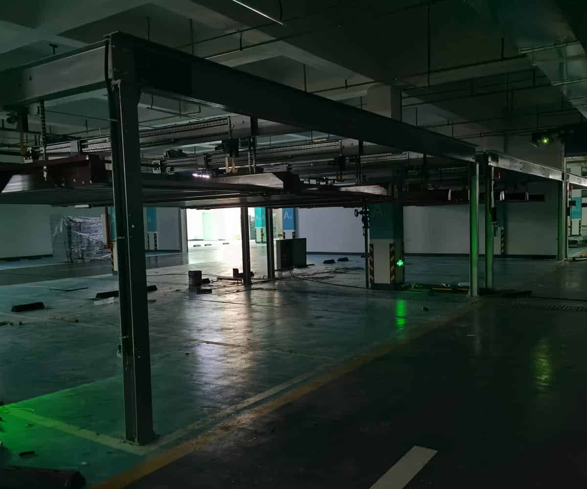 四柱簡易升降機(jī)械停車庫